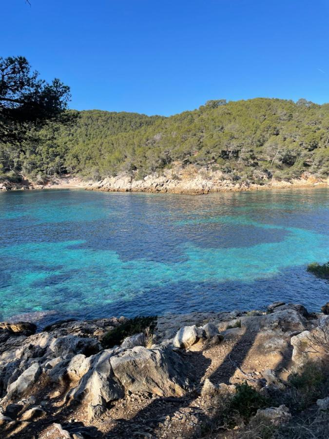 Rez-De-Villa Proche De La Mer - Villa Temana Saint-Cyr-sur-Mer Exteriér fotografie